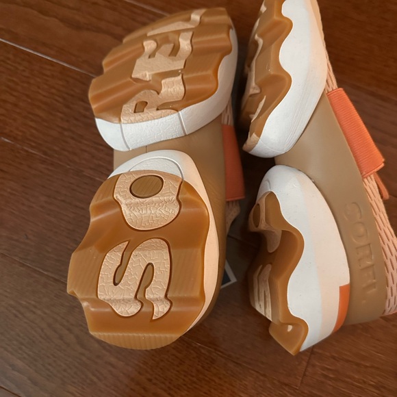 Sorel Women's Kinetic Impact Strap Shoes - Picture 3 of 3